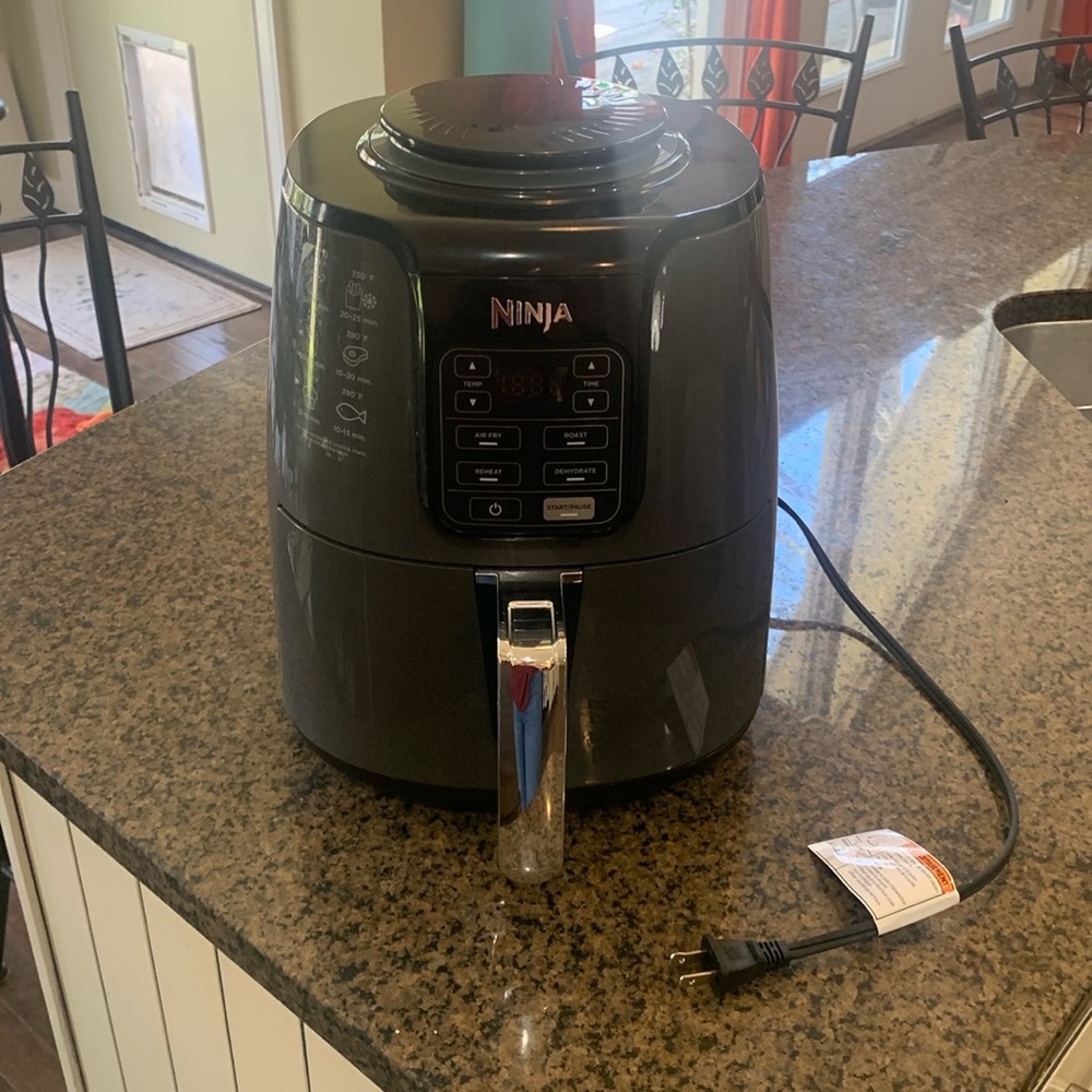 4 qt Ninja air fryer
